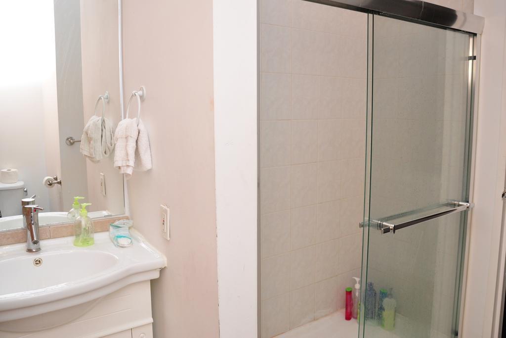 Park Inn トロント エクステリア 写真